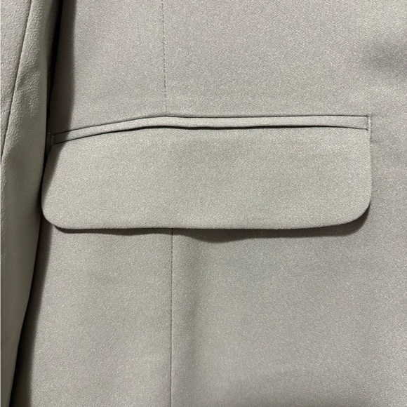 Abercrombie & Fitch Light Sage Green Blazer - Picture 8 of 9